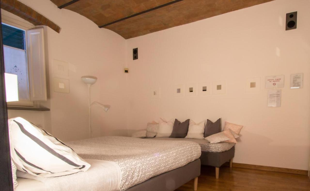 La Stazione Per Dormire Guest House Сан Пиеро а Сиеве Екстериор снимка